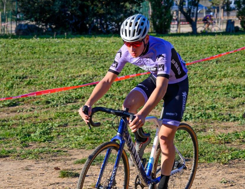 Saison cyclo-cross 2022/2023 – Excellents résultats de Jules SETTE en Novembre